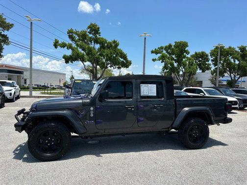 2023 Jeep Gladiator Overland