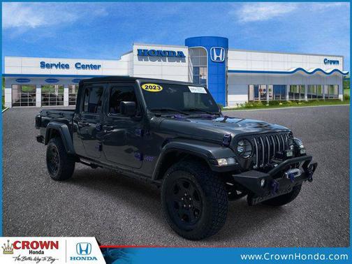 2023 Jeep Gladiator Overland