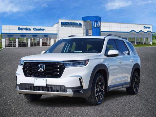 2025 Honda Pilot Touring 8-Passenger
