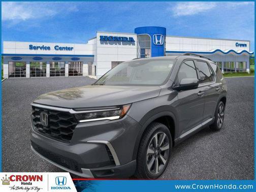 2025 Honda Pilot Touring 8-Passenger