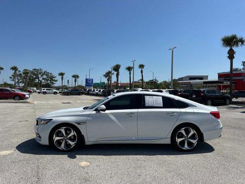2020 Honda Accord Touring 2.0T