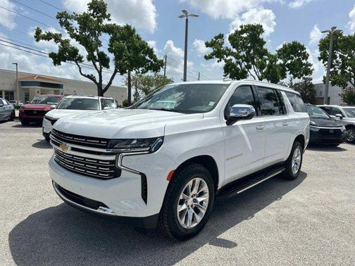 2023 Chevrolet Suburban Premier