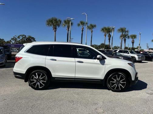 2021 Honda Pilot Touring 8-Passenger