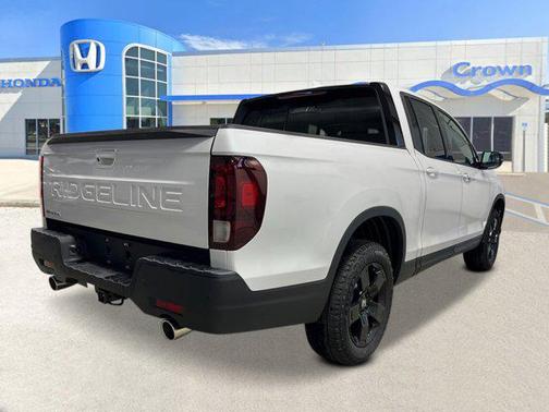2025 Honda Ridgeline Black