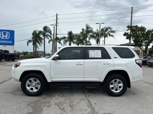 2024 Toyota 4Runner SR5 Premium