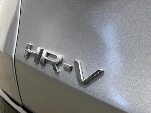 Solar Silver Metallic 2027 Honda HR-V EX-L