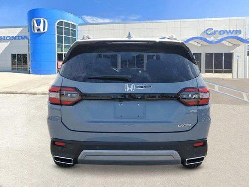 2025 Honda Pilot Touring 8-Passenger