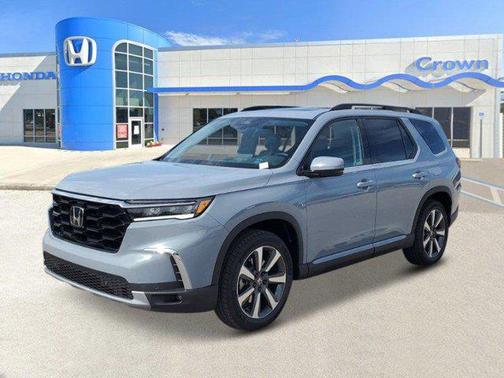 2025 Honda Pilot Touring 8-Passenger