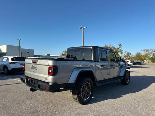2020 Jeep Gladiator Overland