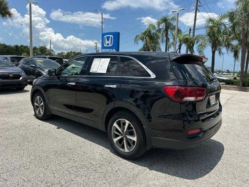 2020 Kia Sorento LX