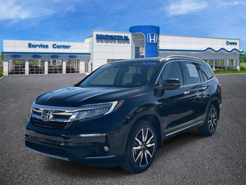 2022 Honda Pilot Touring 8-Passenger