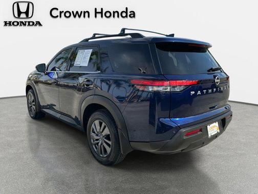 2022 Nissan Pathfinder SV 2WD