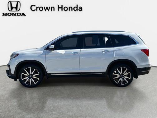 2022 Honda Pilot Touring 8-Passenger