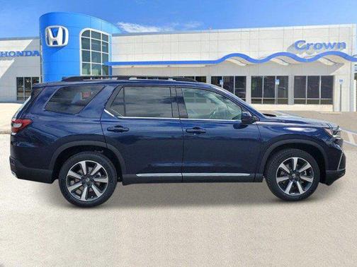 2025 Honda Pilot Touring 8-Passenger