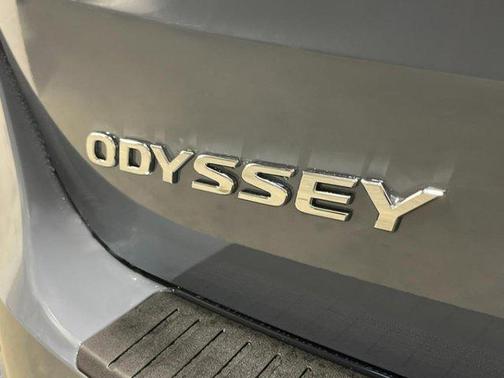 Sonic Gray Pearl 2026 Honda Odyssey Touring