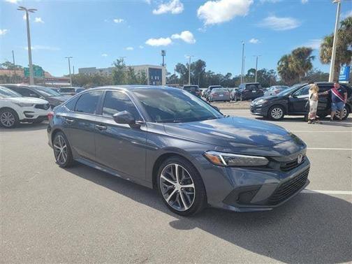 Photo 2 of 28 of 2022 Honda Civic Touring