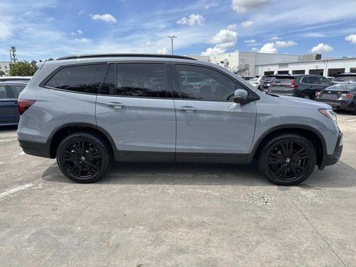 2022 Honda Pilot AWD Black Edition