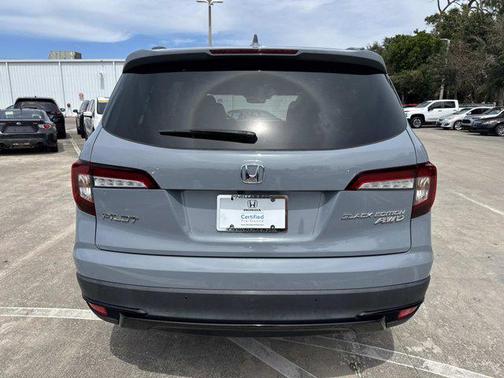 2022 Honda Pilot AWD Black Edition