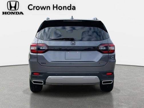 2026 Honda Pilot Touring 8-Passenger