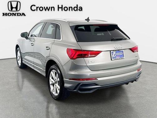 2024 Audi Q3 Premium 45 TFSI S line quattro Tiptronic