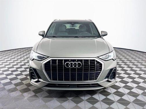 2024 Audi Q3 Premium 45 TFSI S line quattro Tiptronic