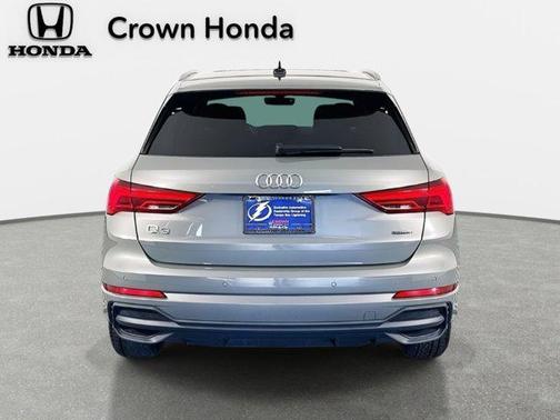 2024 Audi Q3 Premium 45 TFSI S line quattro Tiptronic