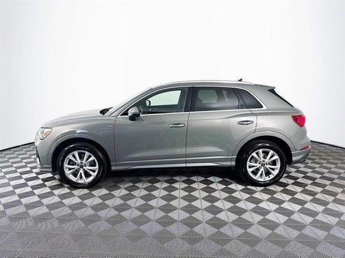 2024 Audi Q3 Premium 45 TFSI S line quattro Tiptronic