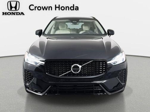 2025 Volvo XC60 Plug-In Hybrid Ultra, T8 AWD Electric/Gasoline, Dark