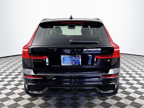 2025 Volvo XC60 Plug-In Hybrid Ultra, T8 AWD Electric/Gasoline, Dark