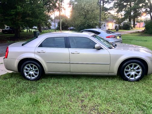 2008 Chrysler 300 Limited