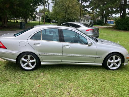 2005 Mercedes-Benz C-Class C230 Kompressor Sport