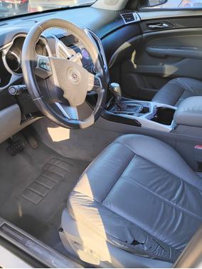 2010 Cadillac SRX Base