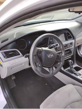 2016 Hyundai SONATA 