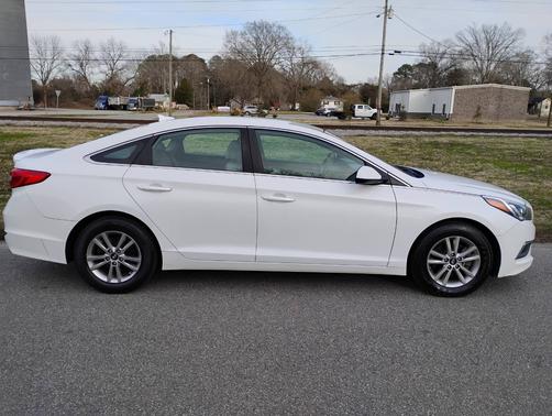2016 Hyundai SONATA 