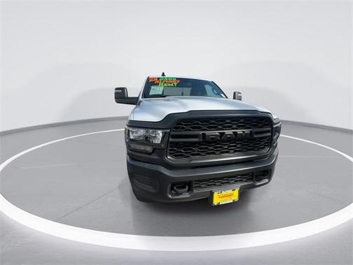 2023 RAM 2500 Tradesman Regular Cab 4x4 8 Box