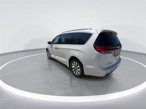 2021 Chrysler Pacifica Hybrid Touring L