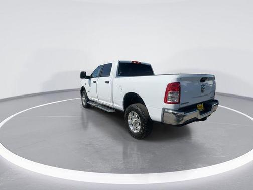 Bright White Clearcoat 2024 RAM 2500 Big Horn