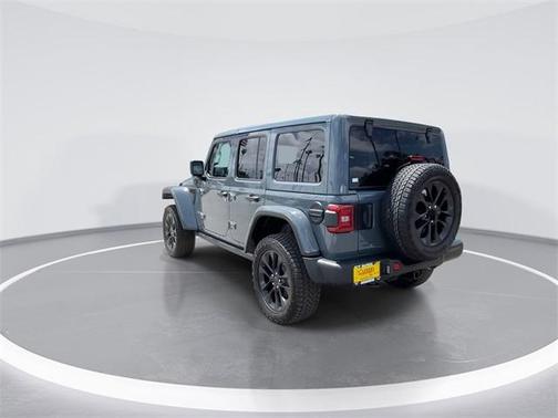 2025 Jeep Wrangler Sahara 4xe