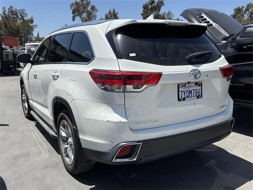 2017 Toyota Highlander Limited