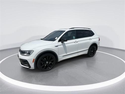 2021 Volkswagen Tiguan 2.0T SE R-Line Black