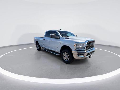 Bright White Clearcoat 2024 RAM 3500 Big Horn