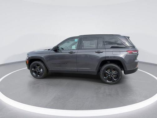 Metallic 2026 Jeep Grand Cherokee Limited
