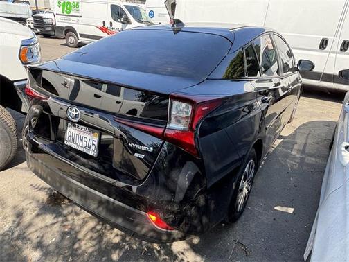 2021 Toyota Prius L