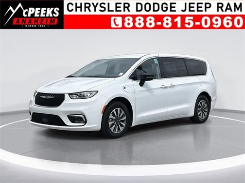 2024 Chrysler Pacifica Hybrid Select