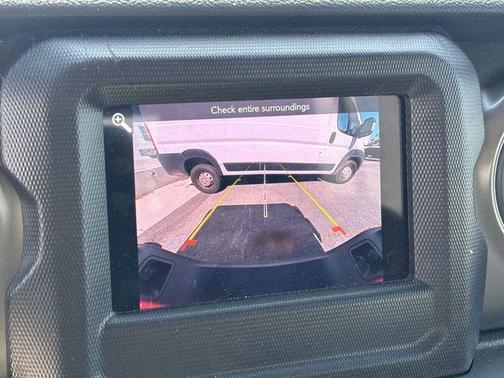 Firecracker Red Clearcoat 2023 Jeep Gladiator Sport