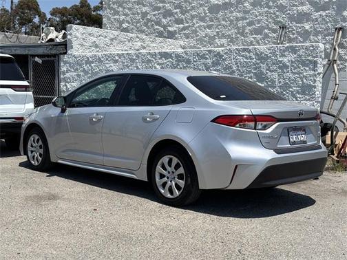 2024 Toyota Corolla Hybrid LE