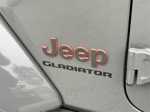 2021 Jeep Gladiator Mojave
