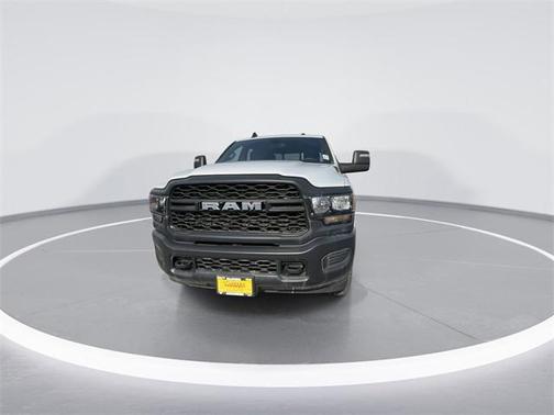 2023 RAM 2500 Tradesman Crew Cab 4x4 8 Box