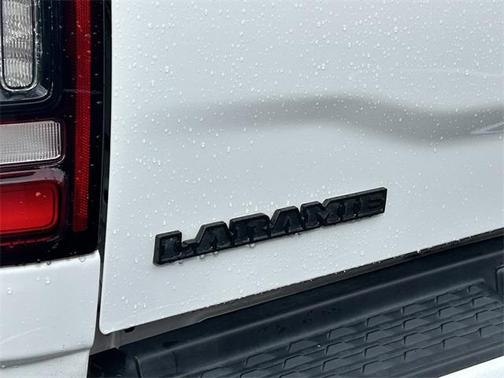 2022 RAM 2500 Laramie Crew Cab 4x4 64' Box