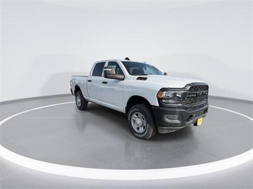 2023 RAM 2500 Tradesman Crew Cab 4x4 64' Box
